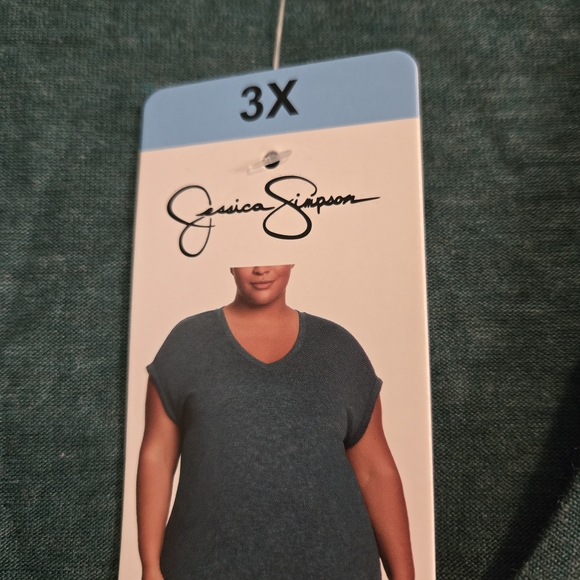 5 Items. Women's 3XL - Picture 8 of 10